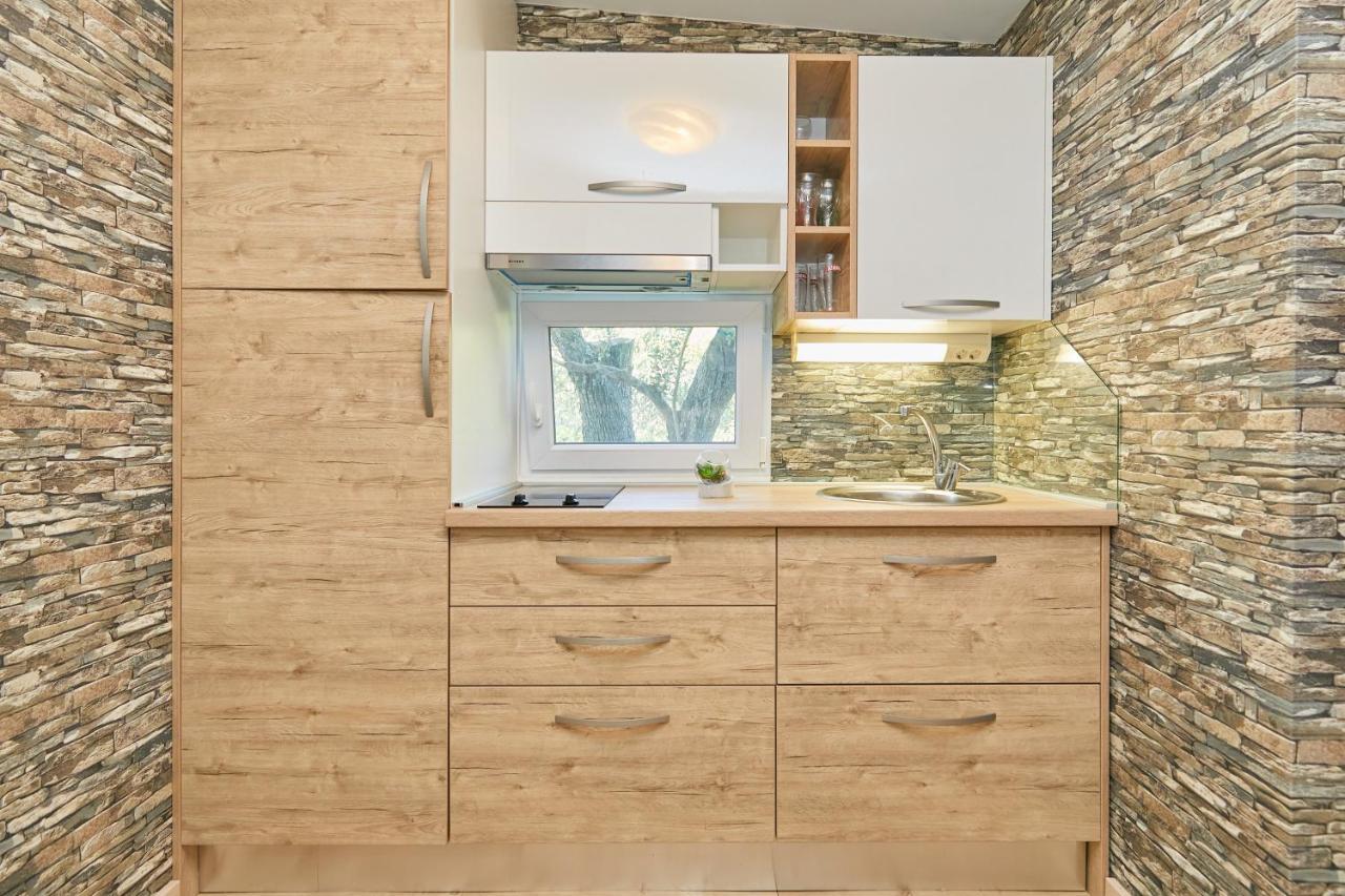 Mobile Homes Village "Mungos" Mljet Babino Polje Dış mekan fotoğraf